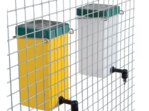 1L ietilpības trušu dzirdinātājs ar nerūsējošā tērauda nipeli