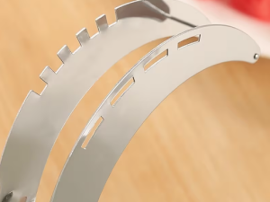 Arbūza griezējs – knaibles ar nerūsējošā tērauda asmeņiem