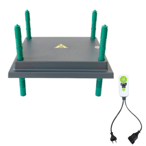 Apsildes plāksne cāļiem 25x30cm + temp. regulētājs (20–25 cāļiem).